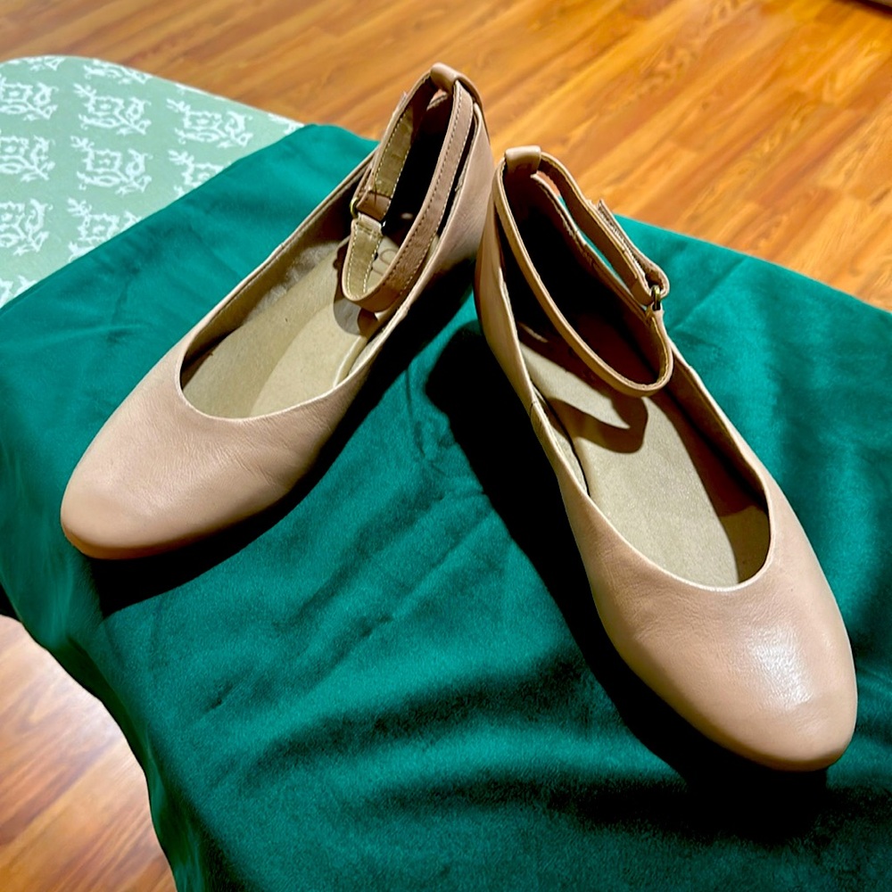 Women’s All Leather Mary Jane Flat